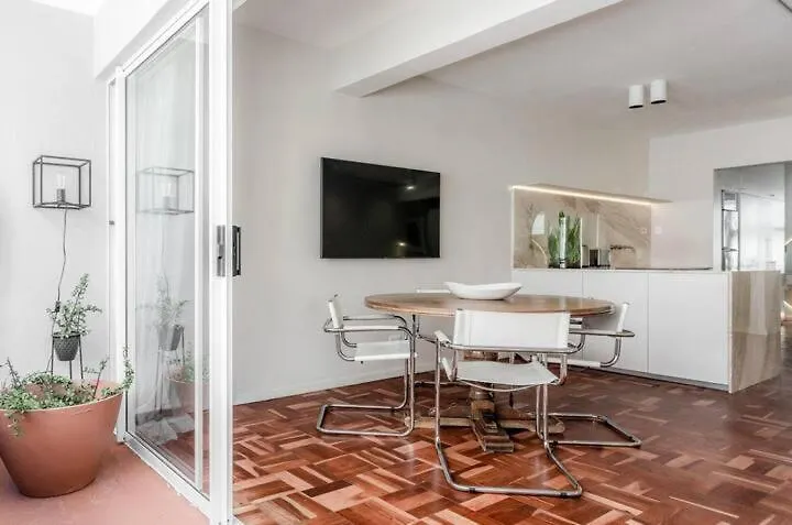 Apartment Luxurious Flat On Beach Road Sea Point Cape Town South Africa