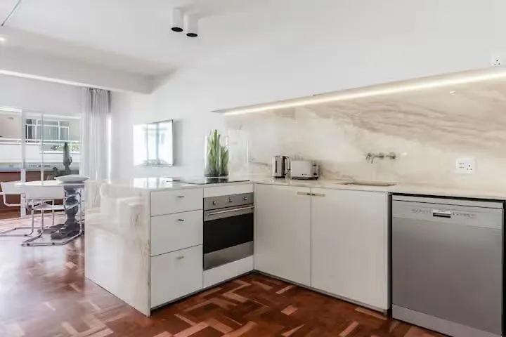 Luxurious Flat On Beach Road Sea Point Cape Town Apartment